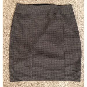 Houndstooth Pencil Skirt